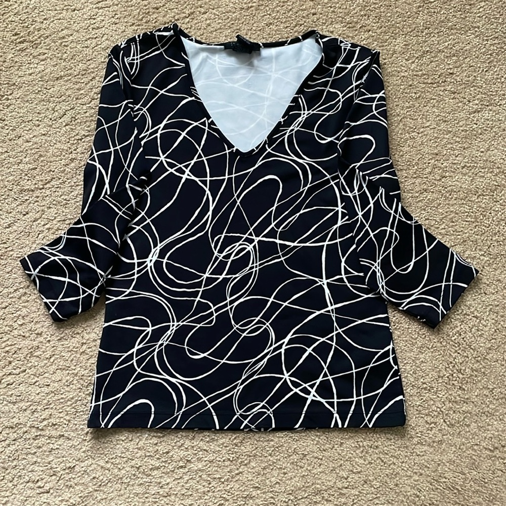 Black and white top